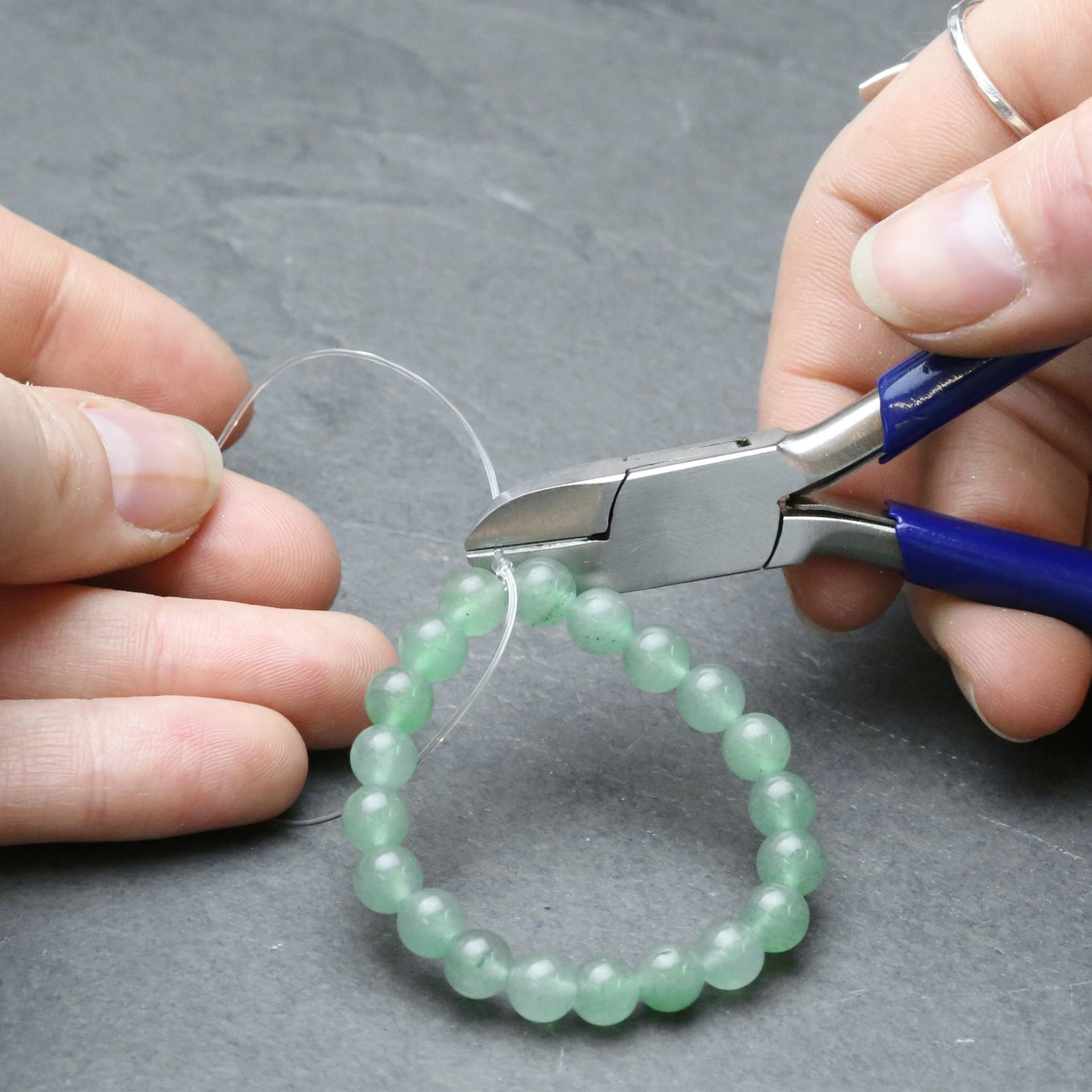How To Make A Beaded Bracelet With Knot Covers
