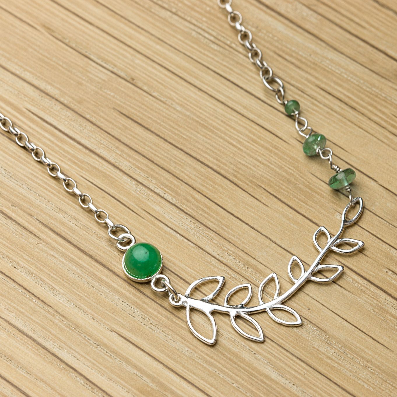 makethelook-cameo-sn9-willow-emerald-millededgelinksettings.jpg
