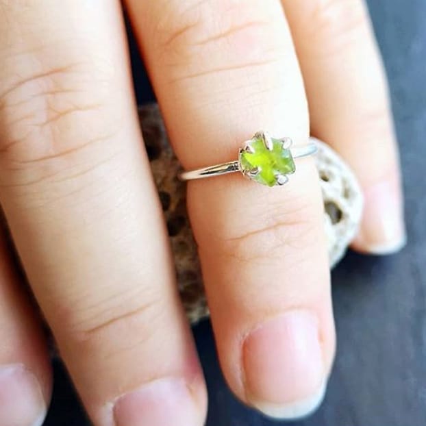 Jewellery Making With Peridot | Kernowcraft