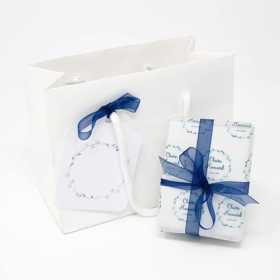 Giftwrapping  Handmade packaging, Jewelry packaging, Craft packaging