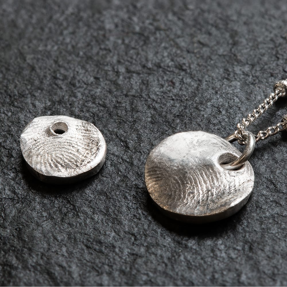 Make jewellery at home with silver clay