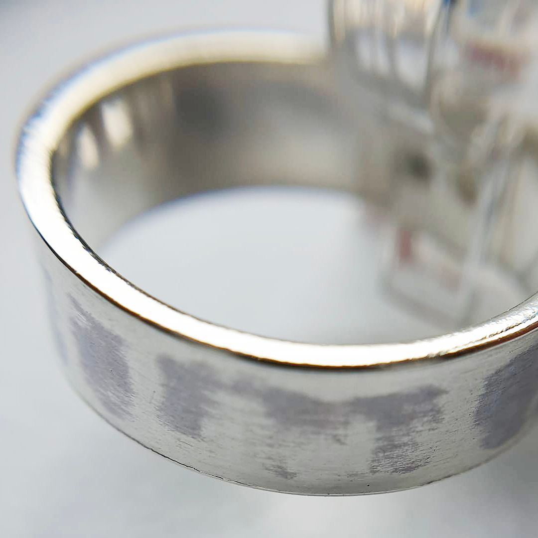 A Jeweller's Guide to Choosing & Using Polishing Compound - Polishing  Jewellery