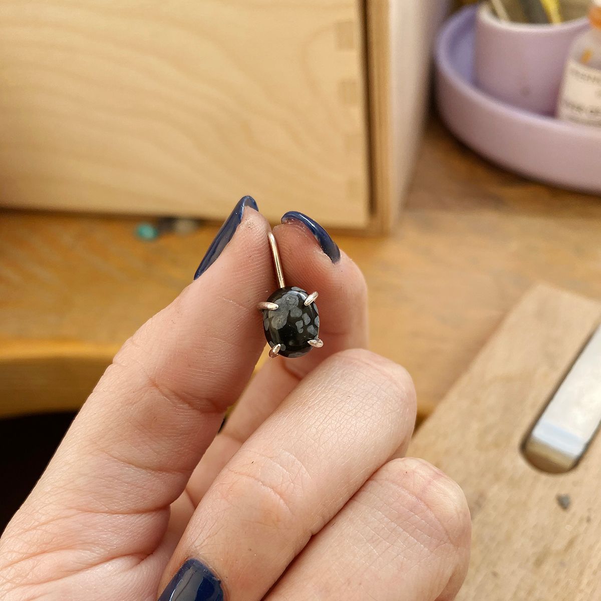 Claw Prong Setting - Secure Your Gemstones + Cabochons