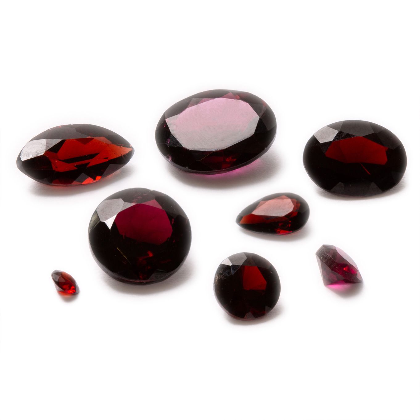 Garnet Faceted Stones