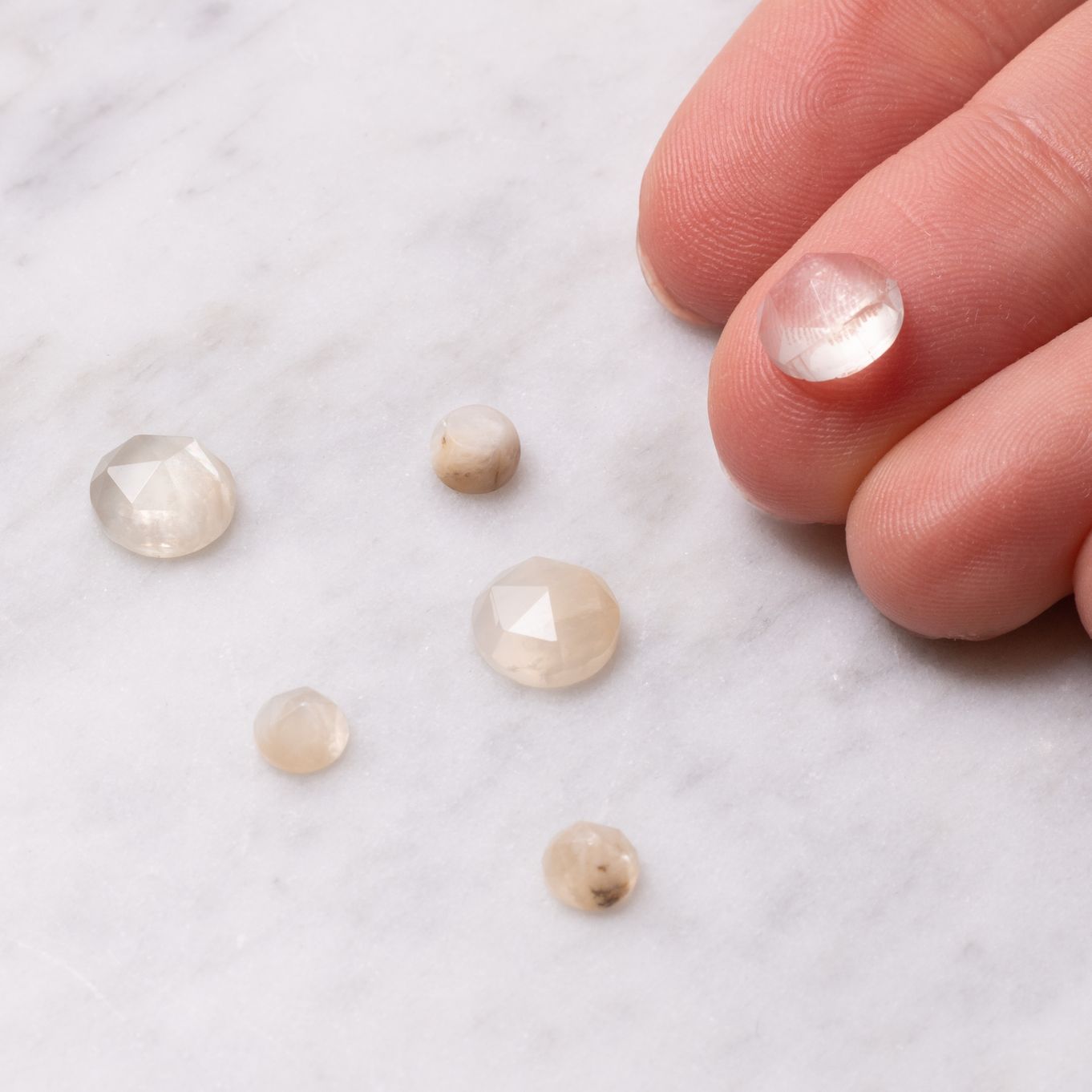 h204 hand cameo z.jpg