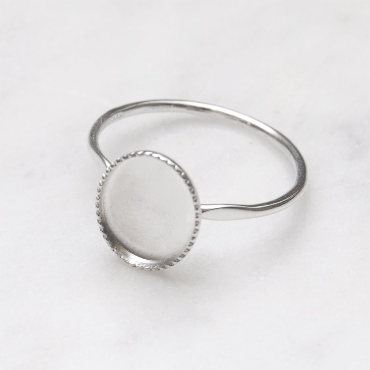 Sterling Silver Milled Edge Ring for 10x8mm Oval Cabochon