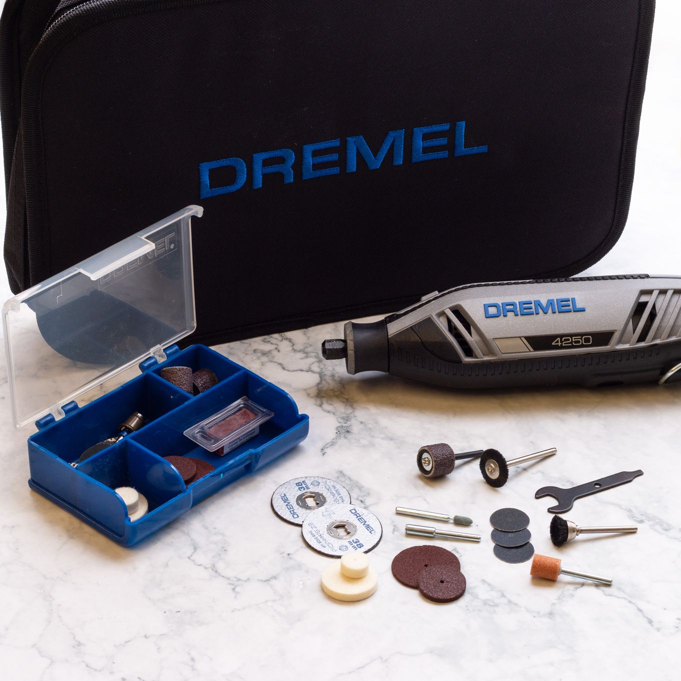 A closer look at the Dremel 4250-35 Multi-Tool