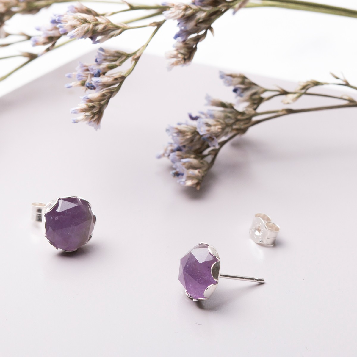 Amethyst Petal Earstuds