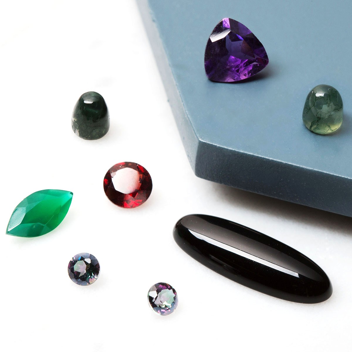 Cabochons & Faceted Stones