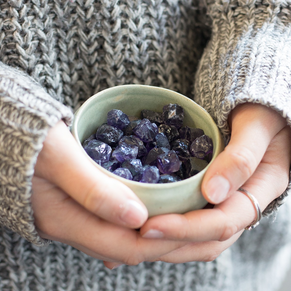 q1525-amethyst-nuggets.jpg