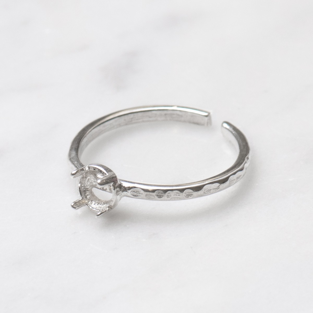 Sterling Silver Adjustable Textured Ring with Decorative Claw For 4mm Round Cabochon