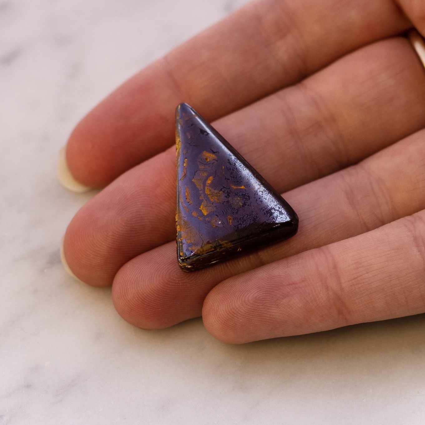 9096 hand image z.jpg