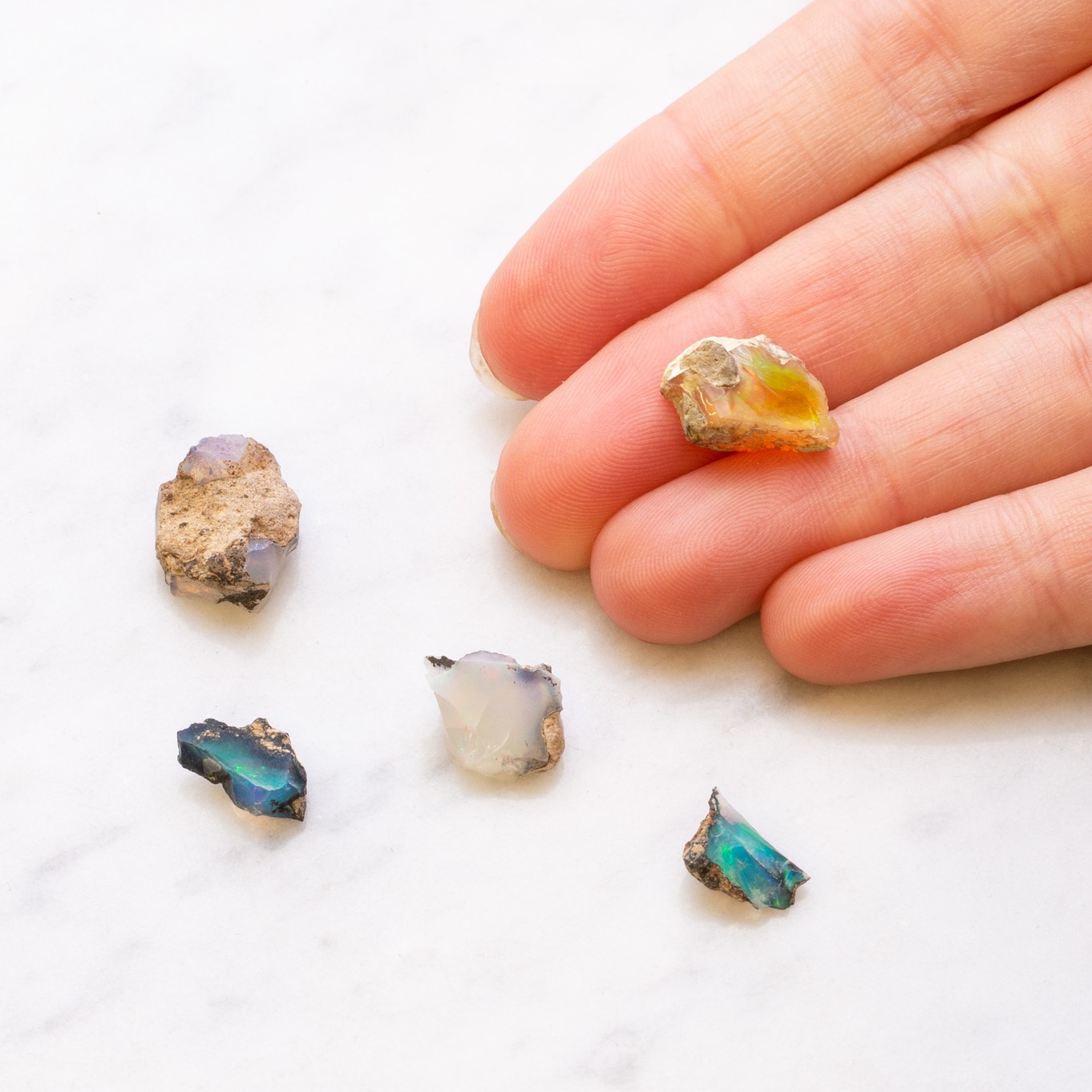 opal nuggets hand image z.jpg