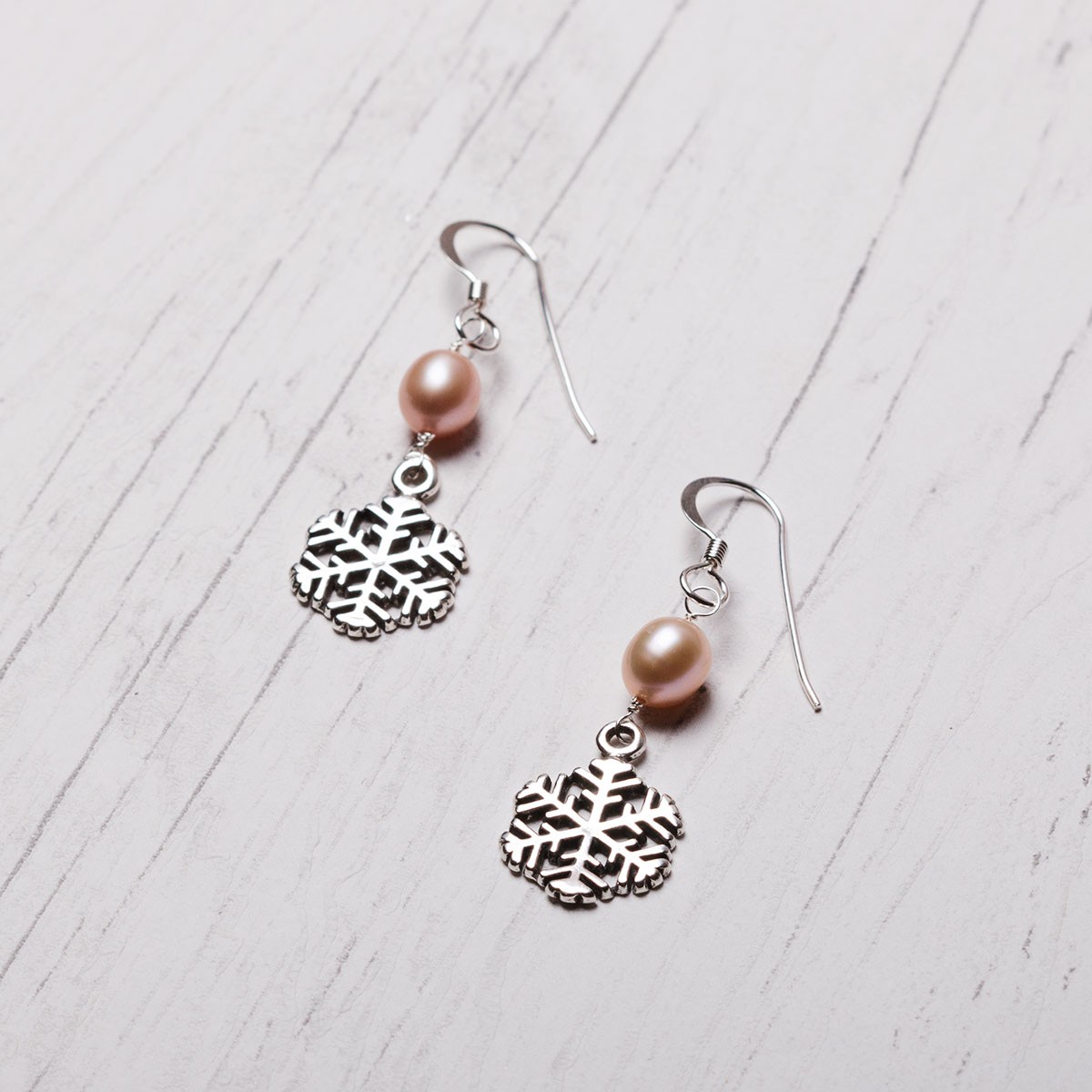 Snowflake & Pearl Earrings