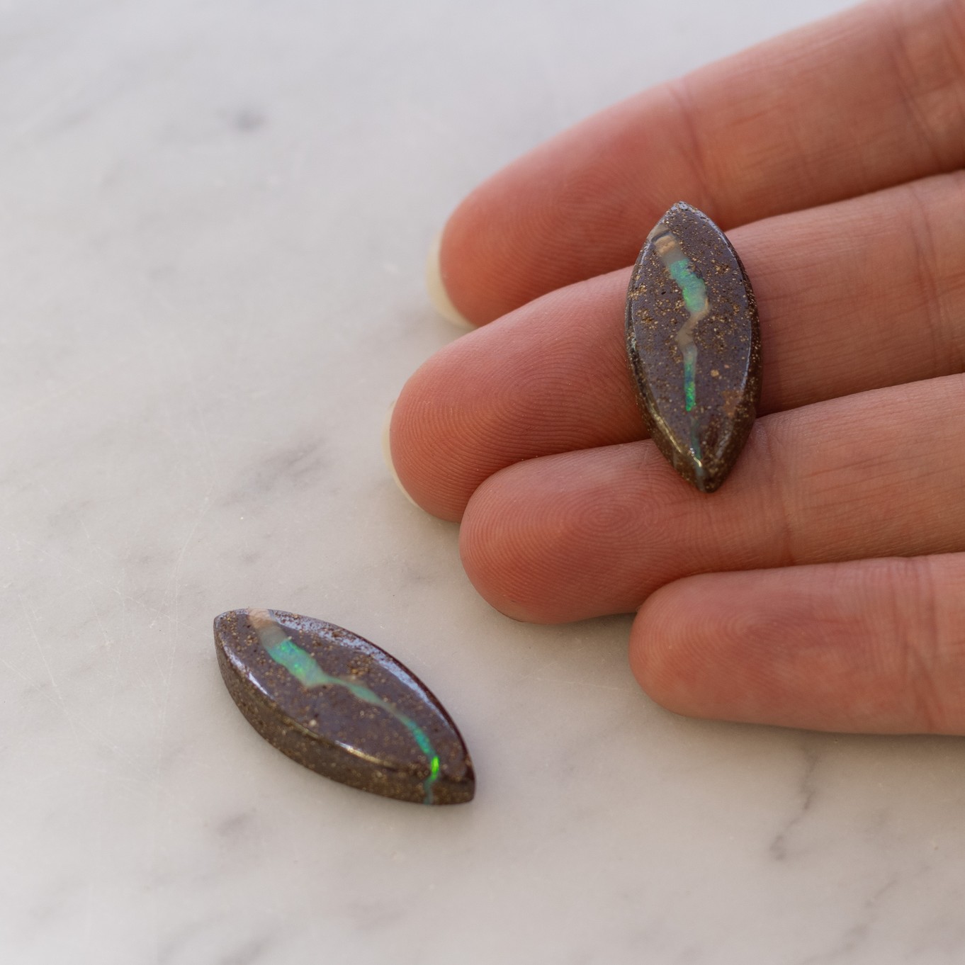 9112 hand image z.jpg