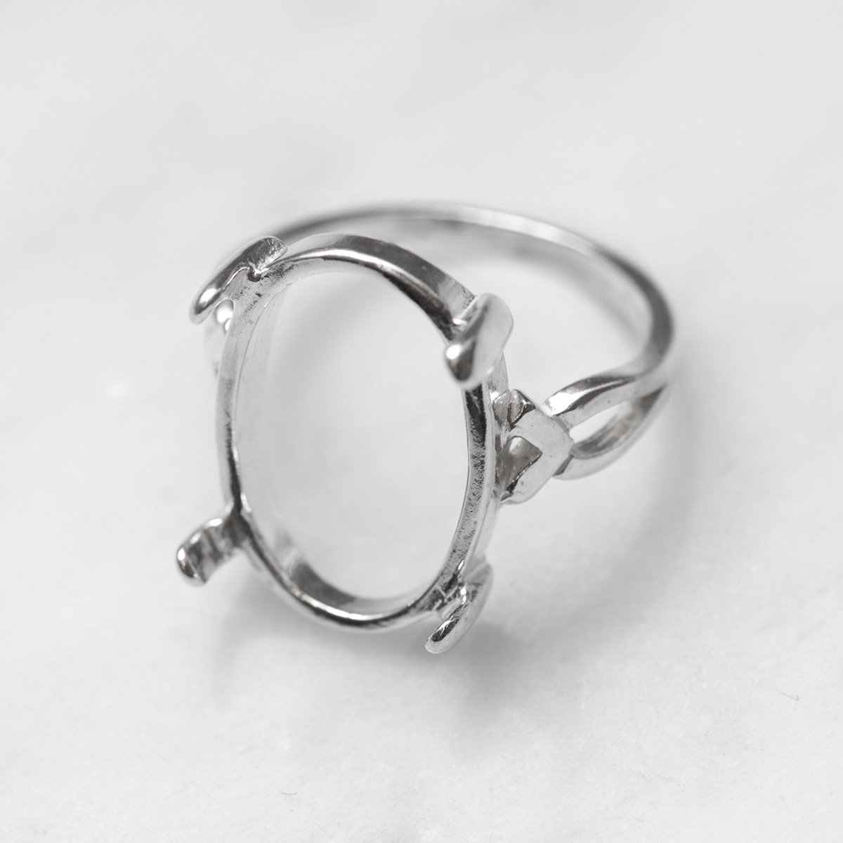 Sterling Silver Claw Ring for 18x13mm Oval Cabochon Stone