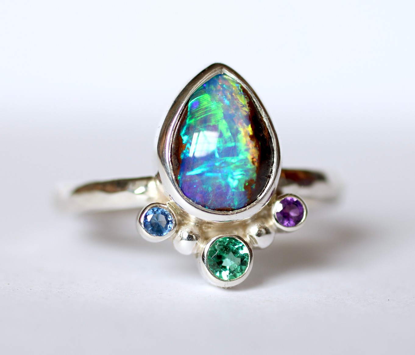 kernowcraft-sea-surf-rocks-opal-ring3.jpg