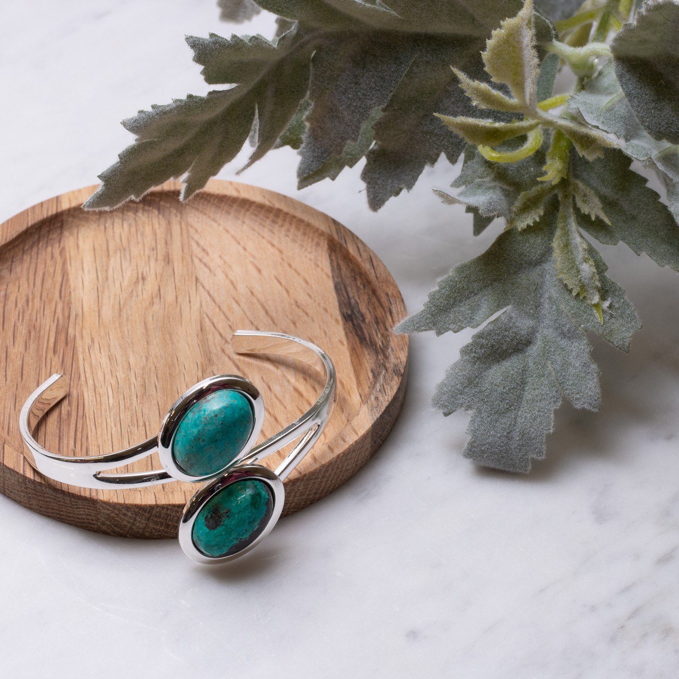 5099 chrysocolla bangle third cameo z.jpg