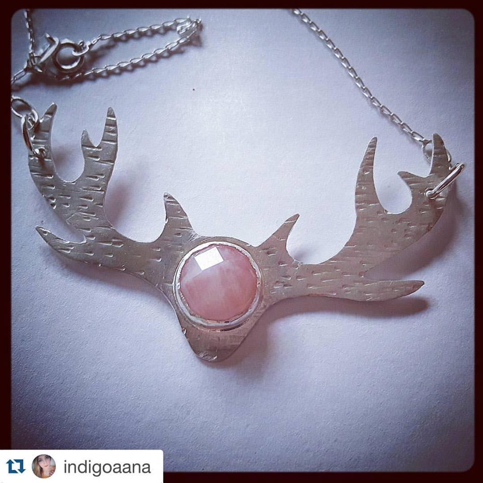 indigoaana_stag_pendant.jpg