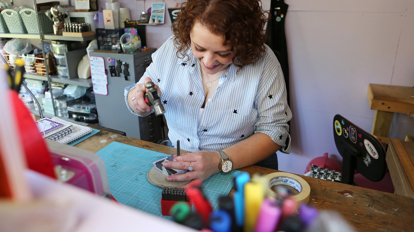 Little Black Cat Jewellery - Kirsty making jewellery