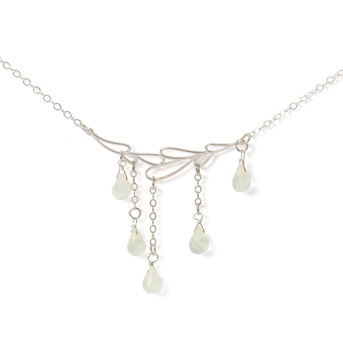 make the look christmas snow drop necklace.jpg