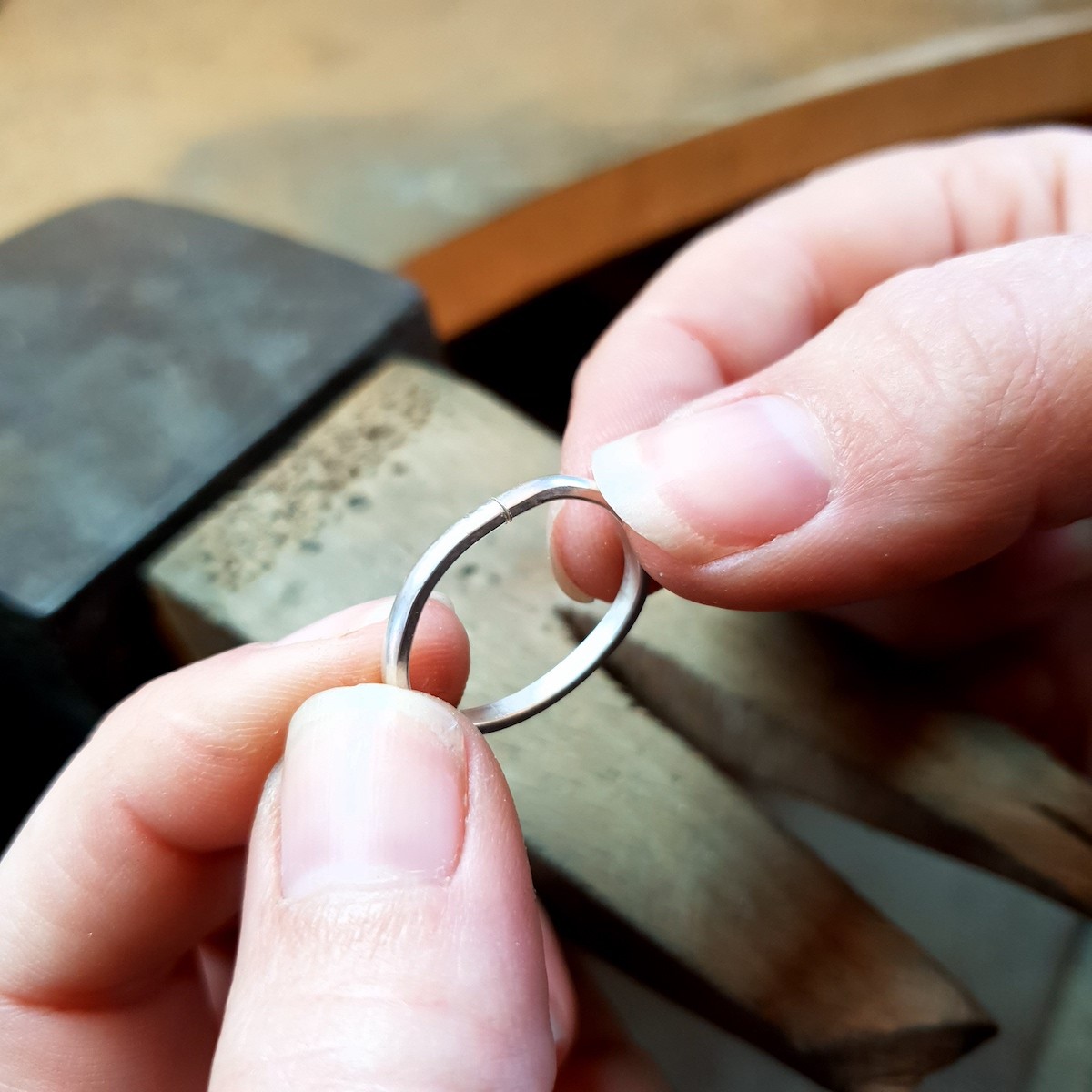 how to make bezel set cabochon ring