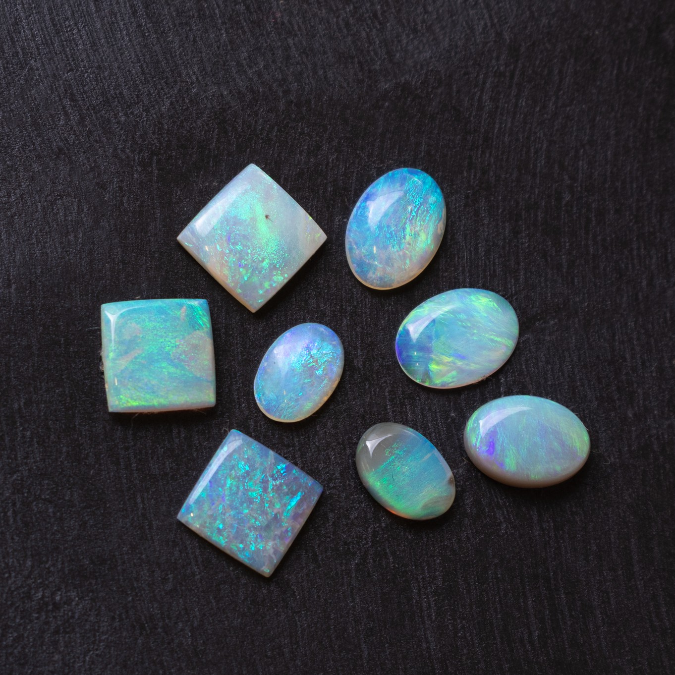 Australian Lightning Ridge Opal Opal Cabochons (Blue/Green)