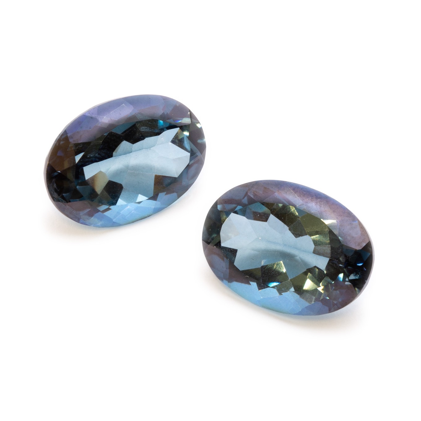 Marine Blue Quartz Faceted Stones, Approx 18x13mm Oval