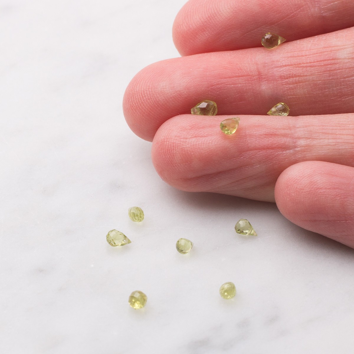 b412-peridot-micro_faceted-drop-briolette-bead-kernowcraft-example.jpg