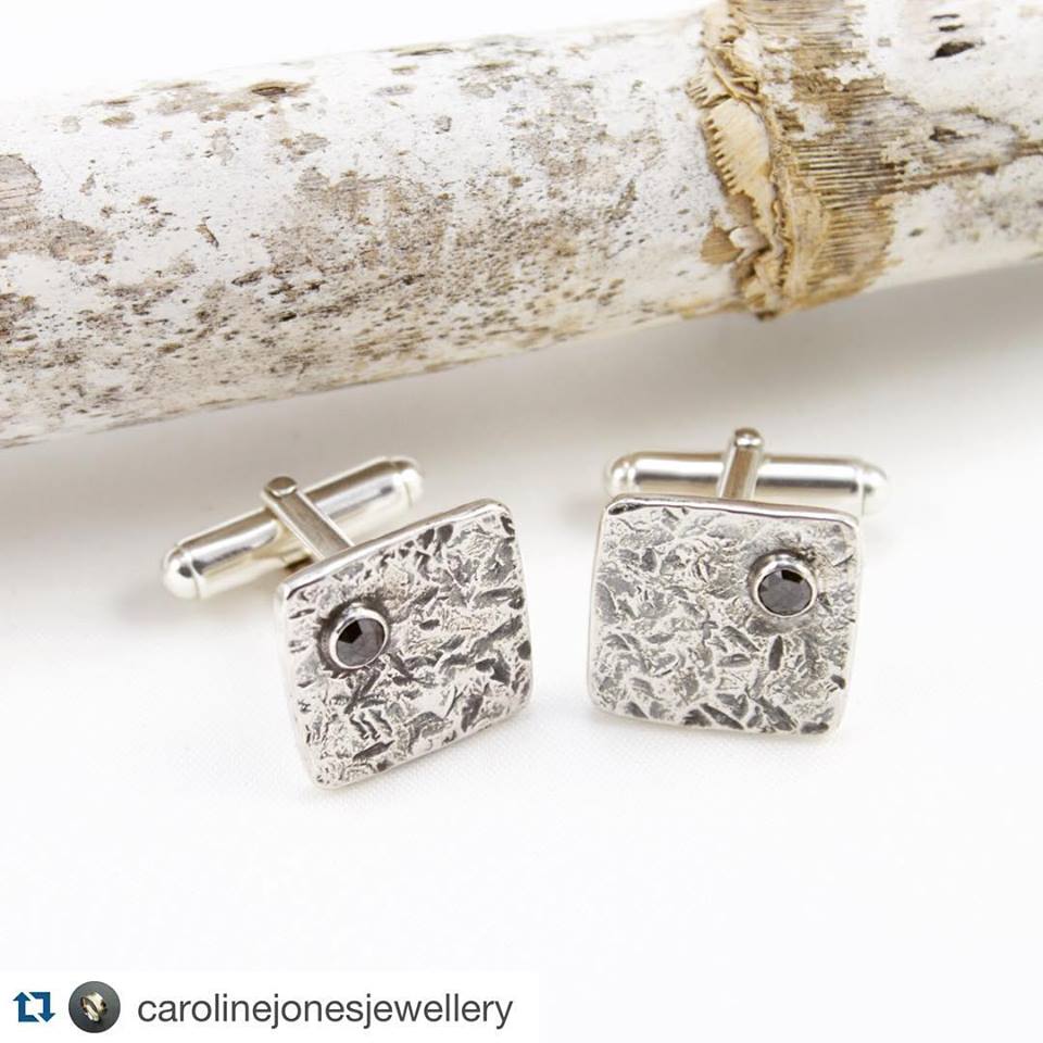 caroljonesjewellery_cufflinks.jpg