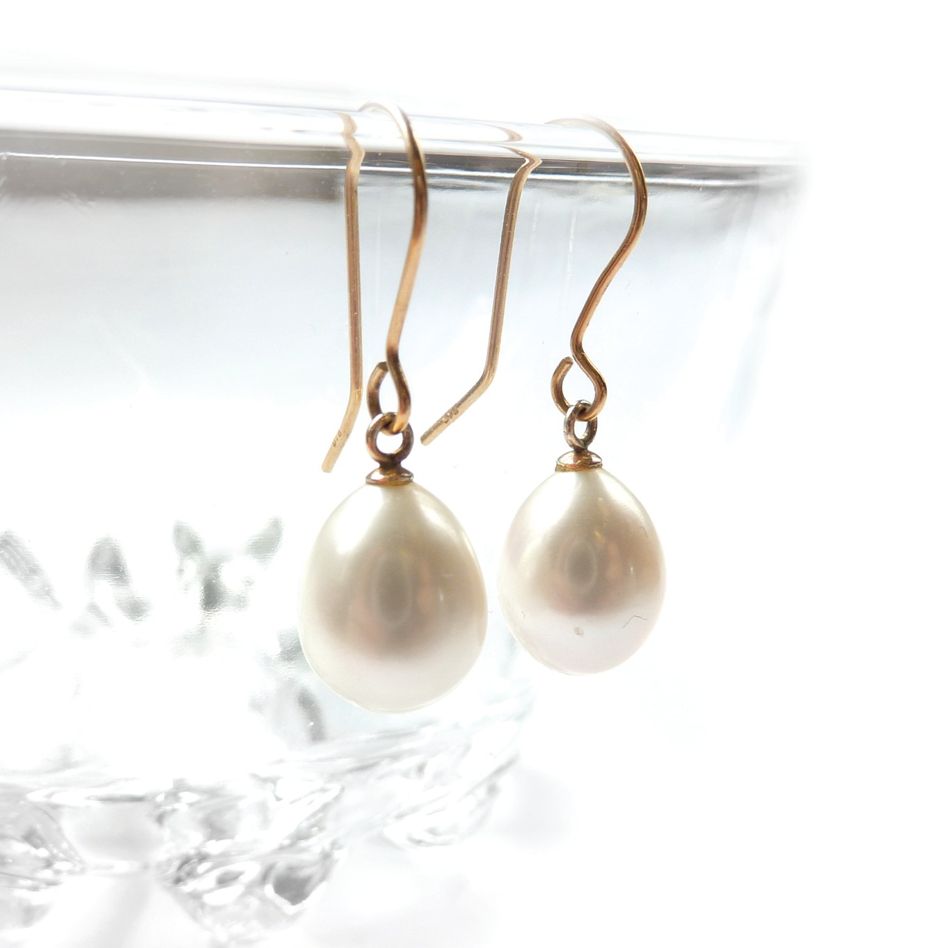 pearl-earrings-with-peg-kernowcraft.jpg