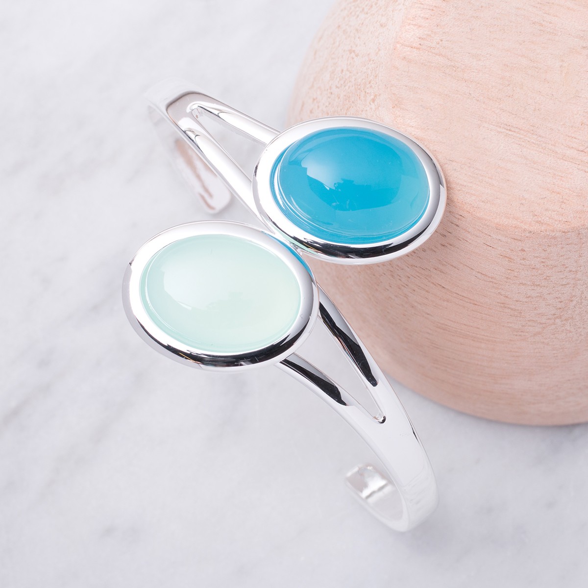 chalcedony bangle.jpg