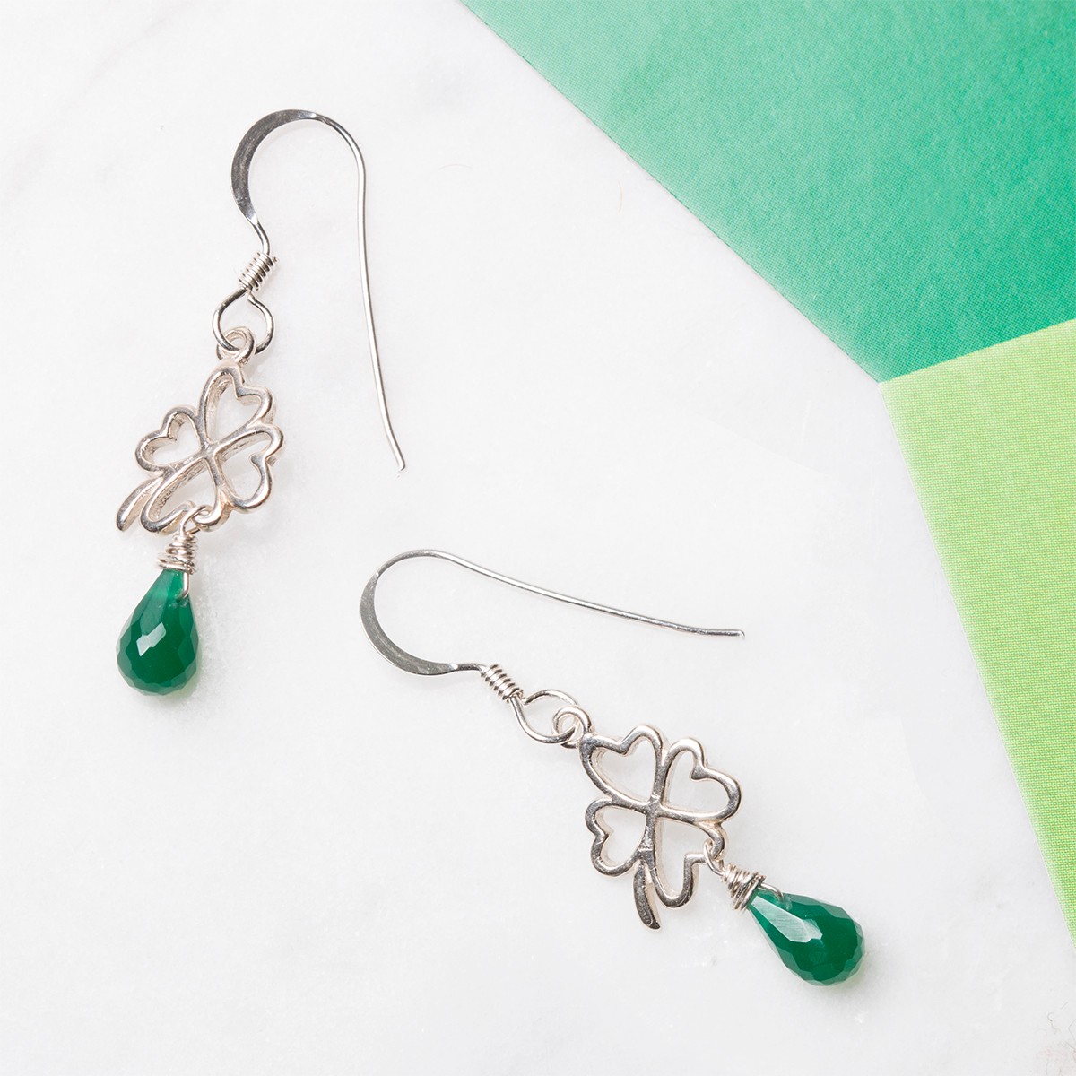 st patricks day earrings.jpg